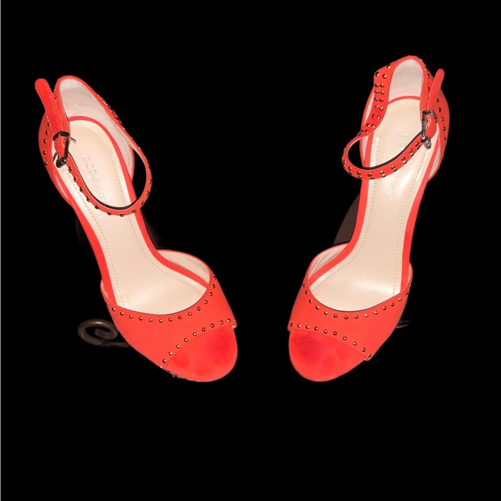 Elegant Red High Heel Sandals - Picture 2 of 5